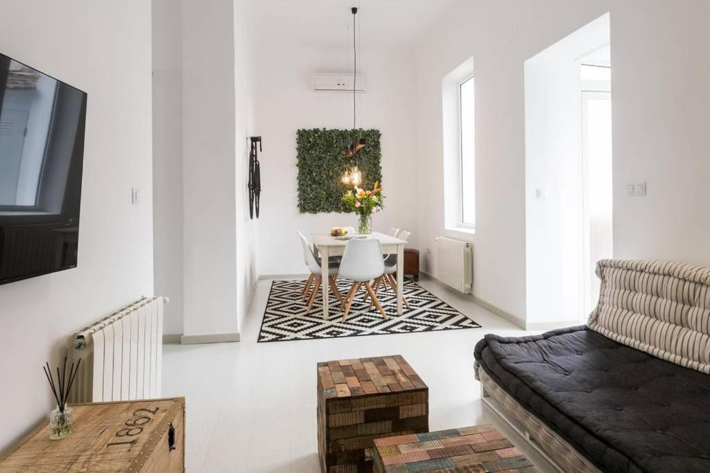 White Loft Alicante Luaran gambar