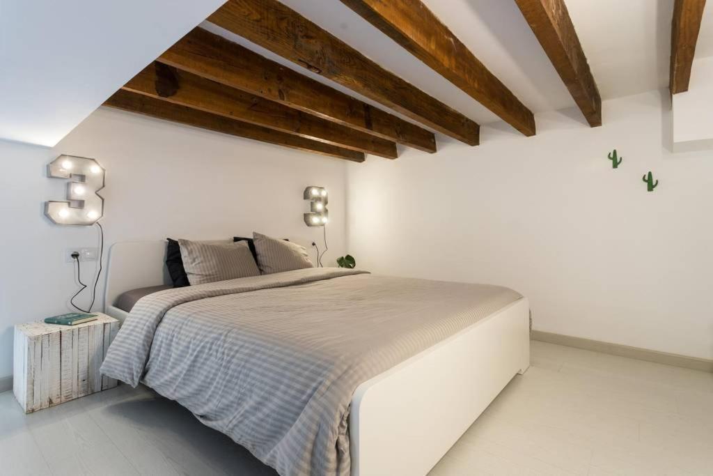 White Loft Alicante Luaran gambar
